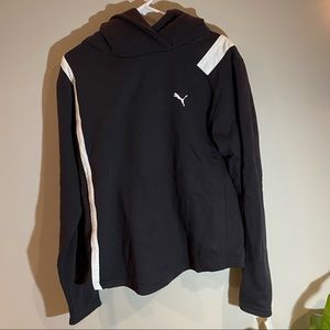 NWT Women’s Puma Black Sweatshirt Size XL
